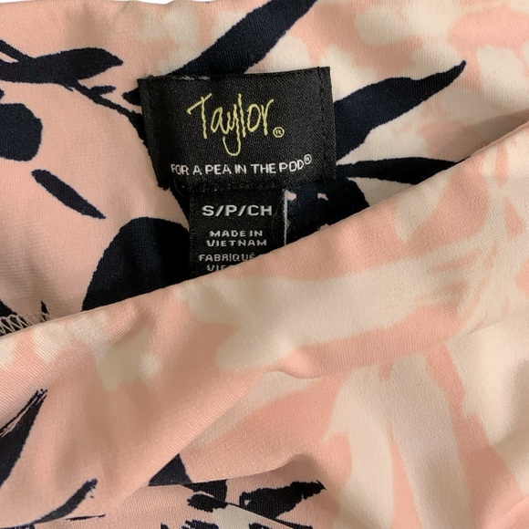 Taylor for a Pea in the Pod floral maternity dress, size small - Picture 3 of 4